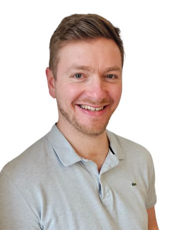 Andreas Spätling Physiotherapeut und Osteopath_w gesund sichtbar mit Franziska - Doppelexpertise für deine Website-Erstellung